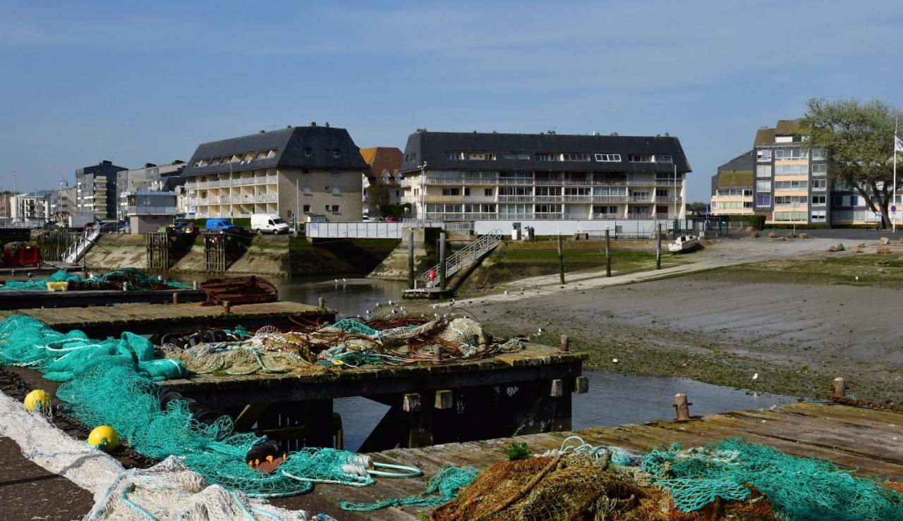 Appartement Au Pied De La Plage - Balcon - Parking Courseulles-sur-Mer Kültér fotó