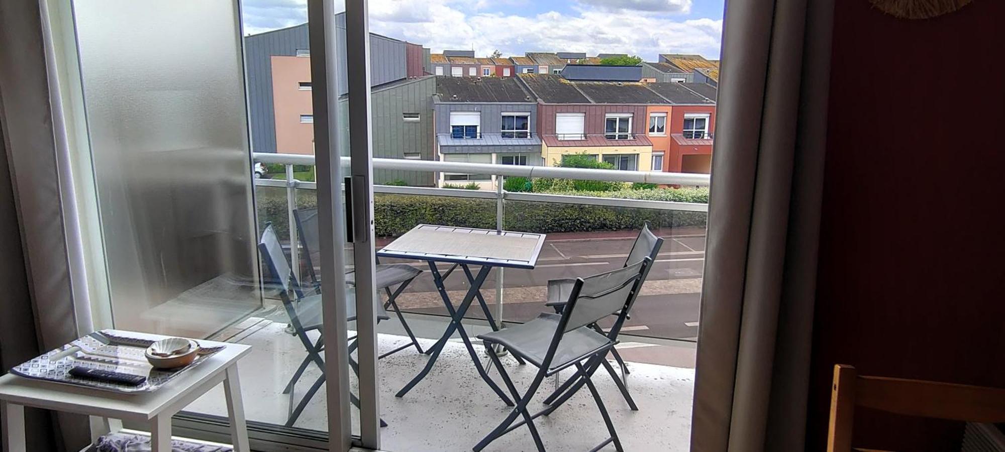 Appartement Au Pied De La Plage - Balcon - Parking Courseulles-sur-Mer Kültér fotó